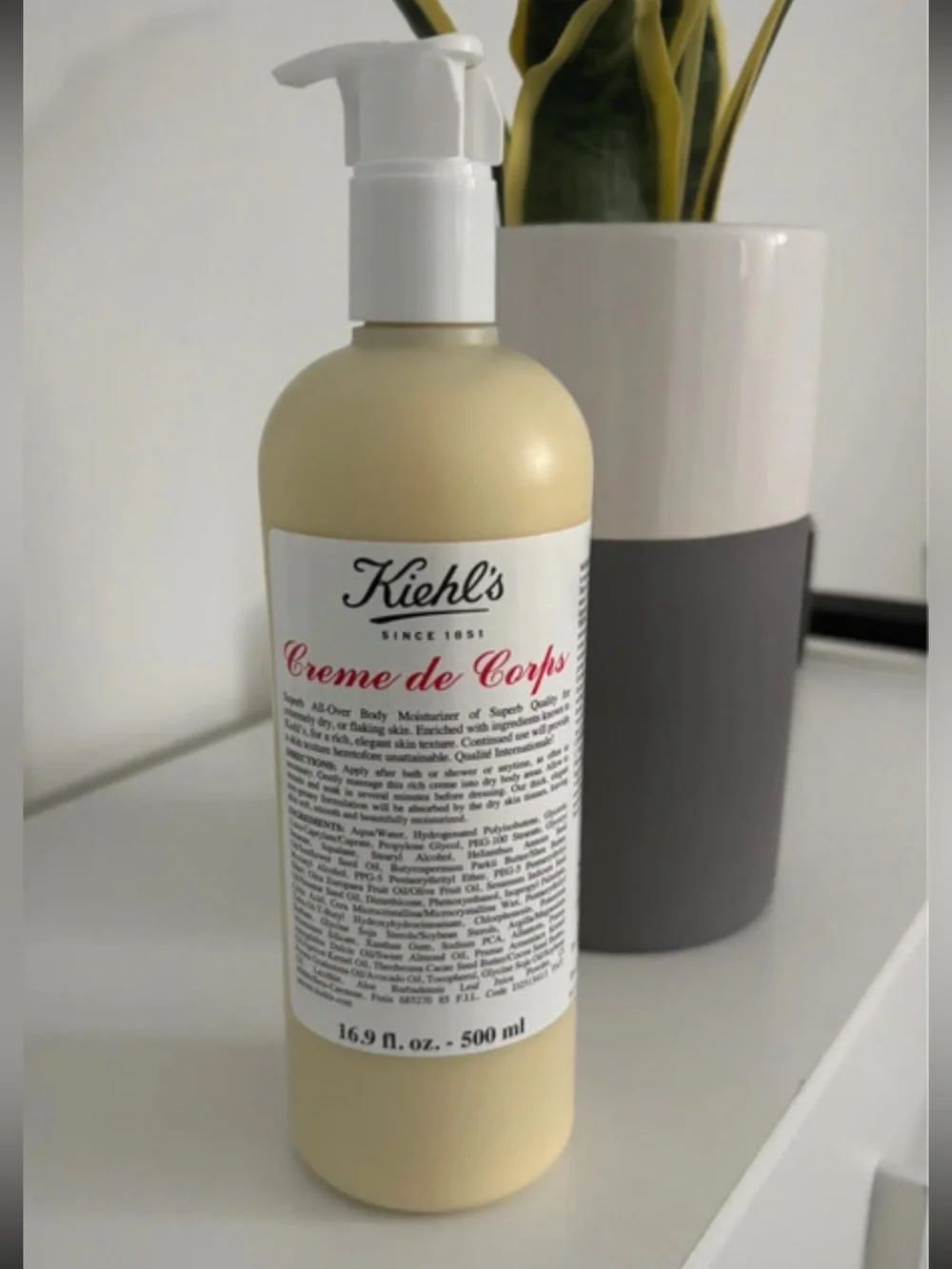 Kiehl’s Crème de Corps Moisturizing Lotion 16.9oz